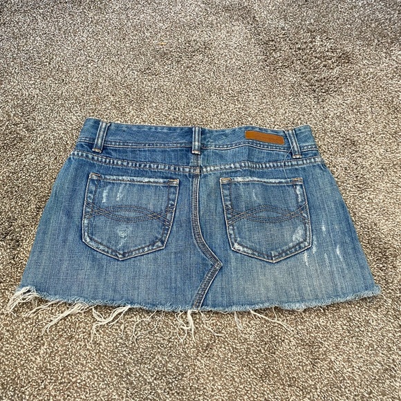 Abercrombie & Fitch Denim Jean Skirt Distressed Frayed - Picture 2 of 6